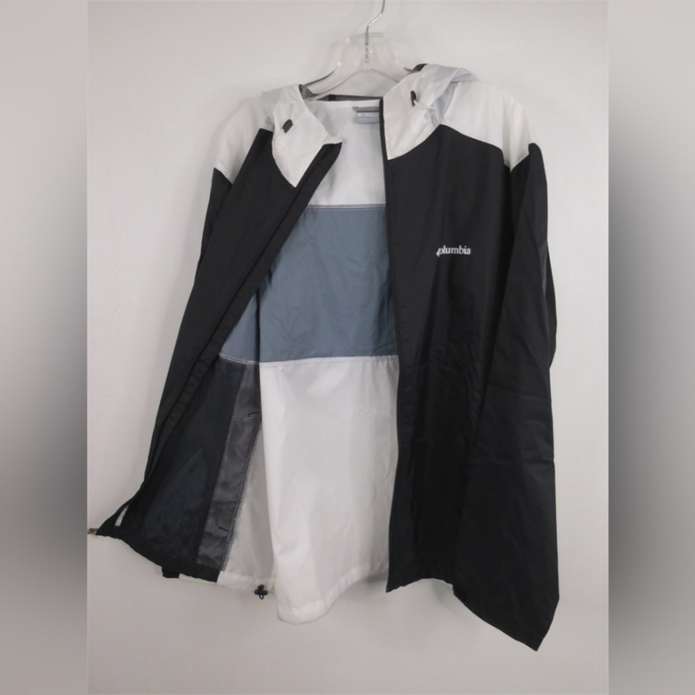 NWT Columbia Windbreaker / Rain Protector Black/White Medium with Hoodie